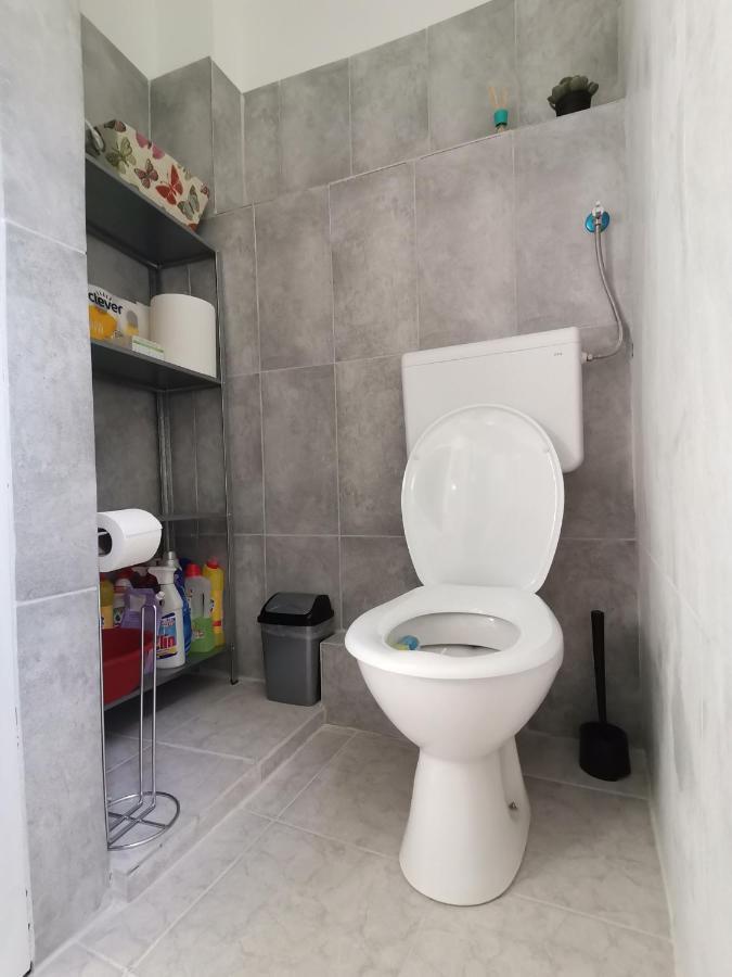 Apartmán Ema & Mila 2 Knin Exteriér fotografie